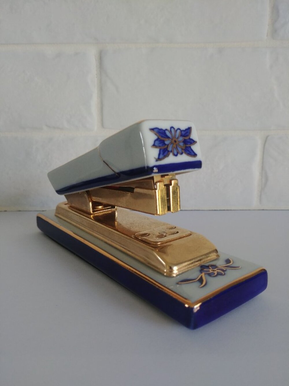 Blue white gold tone ceramic functional stapler